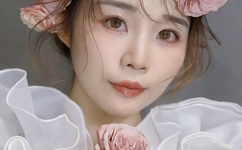 妈妈让我挺进她的小泬